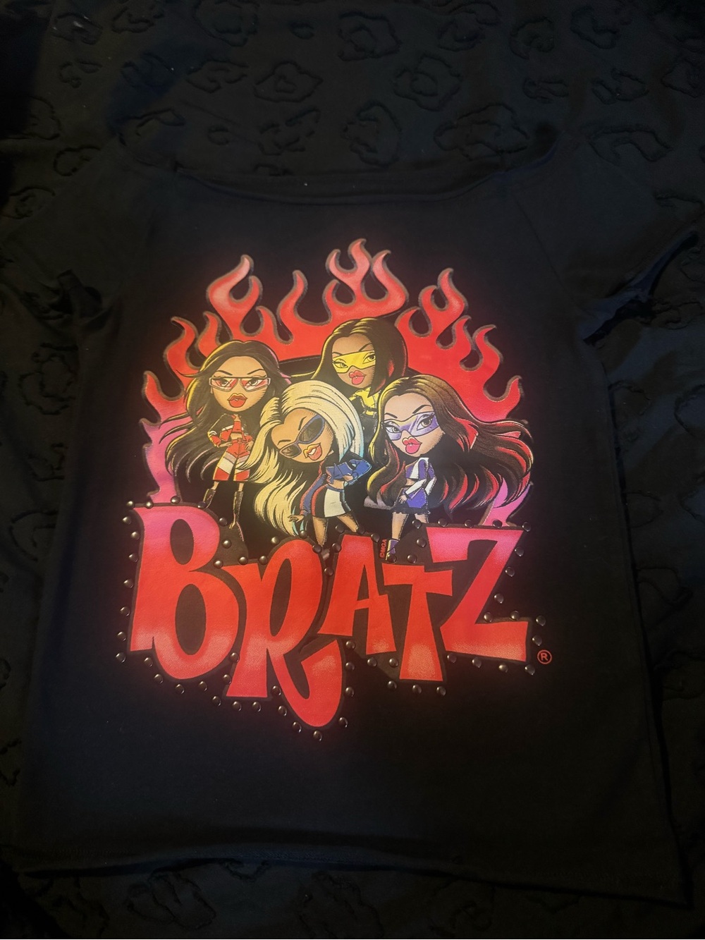 Bratz Graphinc Off the Shoulder Tee